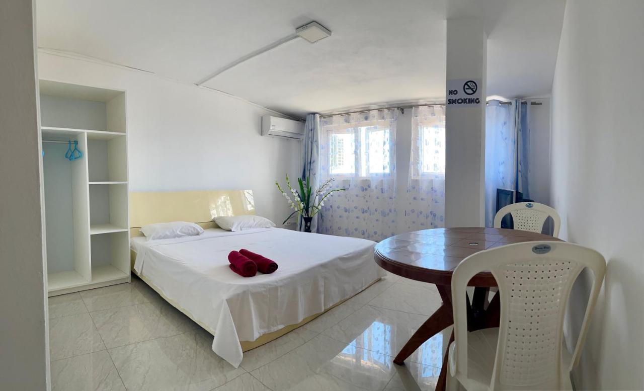 Sun & Shine Holiday Resort Flic en Flac Bagian luar foto